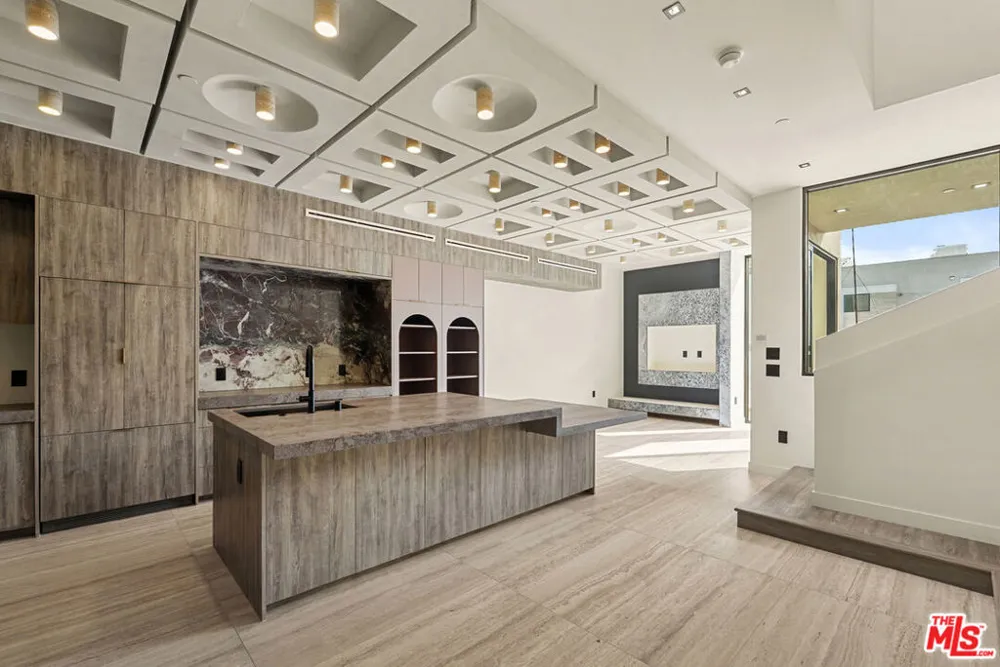 1021 Ogden Drive #PH 5 West Hollywood, CA 90046