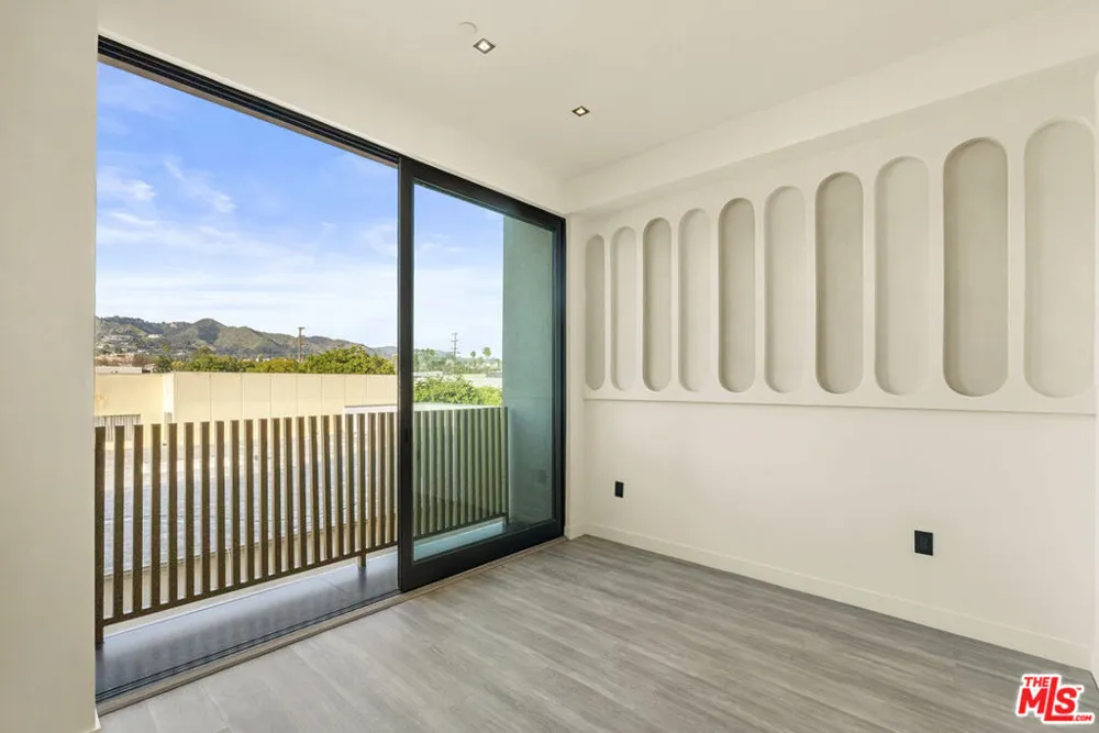 1021 Ogden Drive #PH 5 West Hollywood, CA 90046