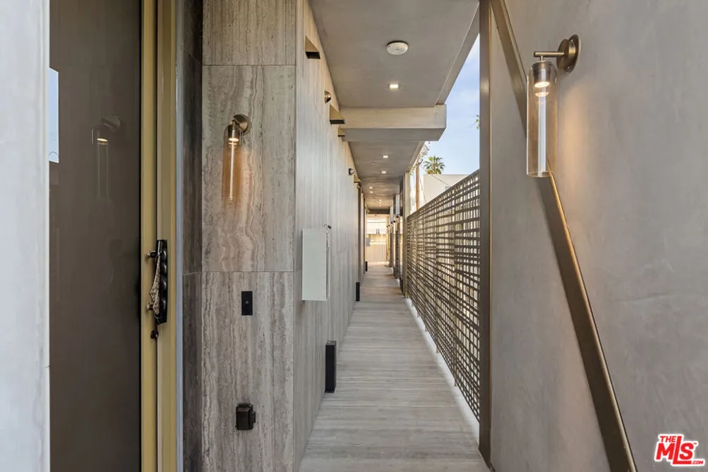 1021 Ogden Drive #PH 5 West Hollywood, CA 90046