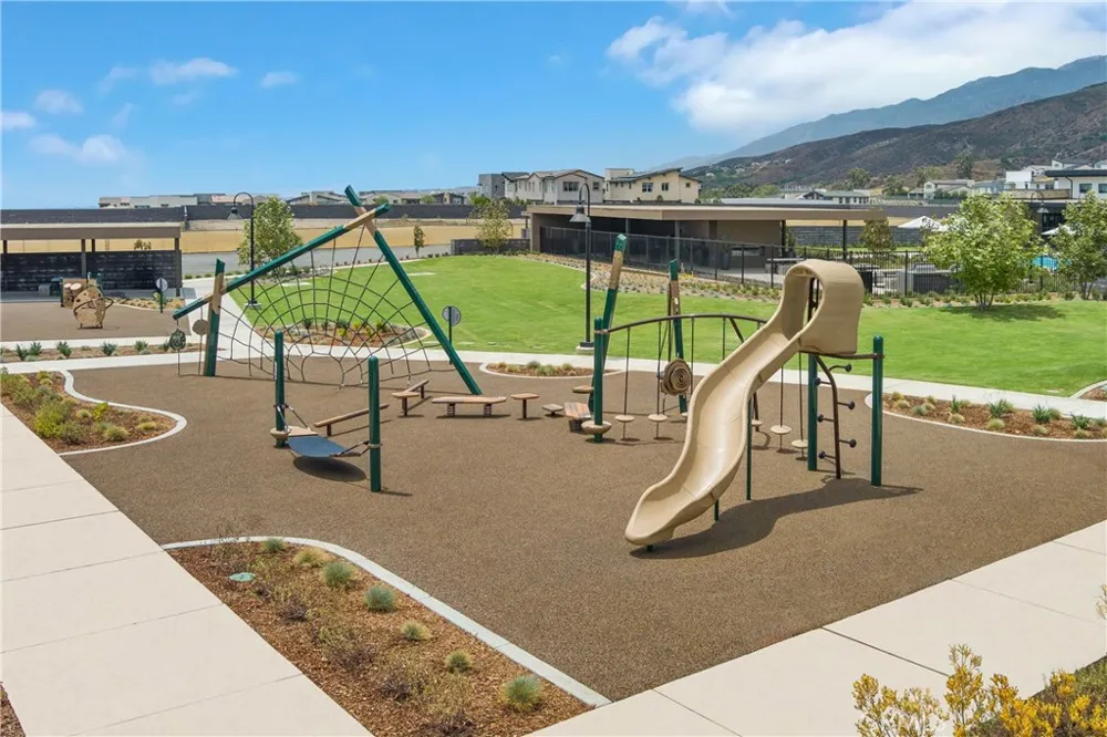 4807 Habitat Drive Fontana, CA 92336