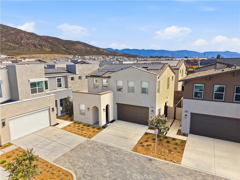 4807 Habitat Drive Fontana, CA 92336
