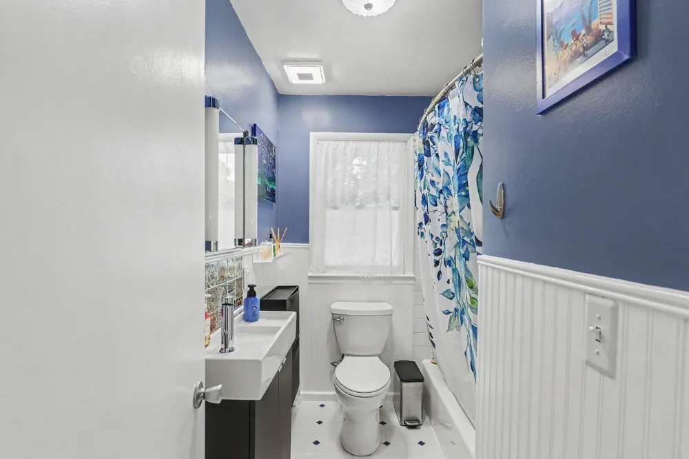 3620 Fort Drive Waterford, MI 48328