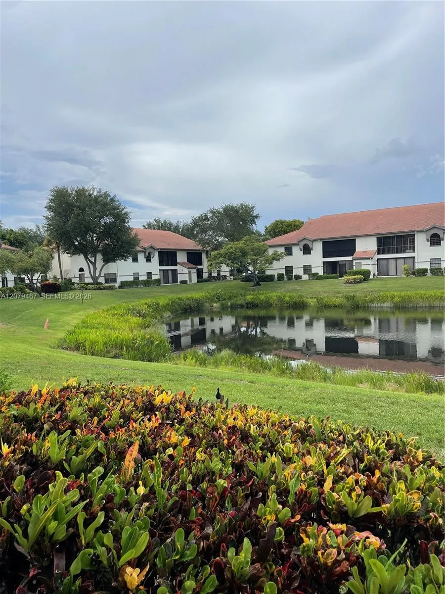 5291 Europa Dr #C Boynton Beach, FL 33437