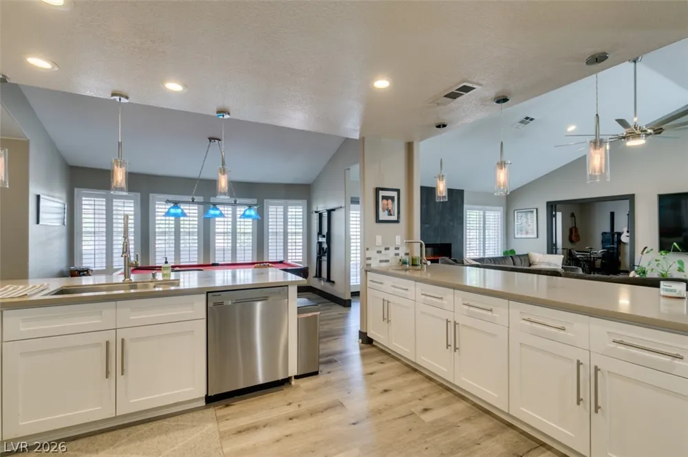 1909 Blackpool Circle Las Vegas, NV 89128