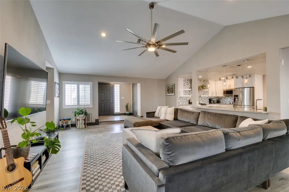 1909 Blackpool Circle Las Vegas, NV 89128