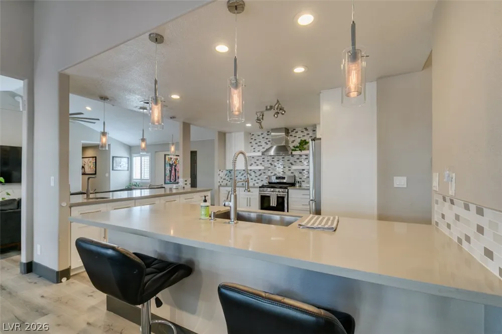 1909 Blackpool Circle Las Vegas, NV 89128