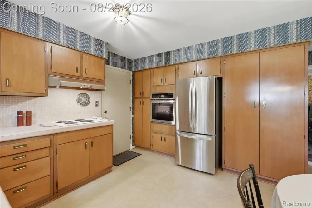 487 Henley Drive Bloomfield Hills City, MI 48304
