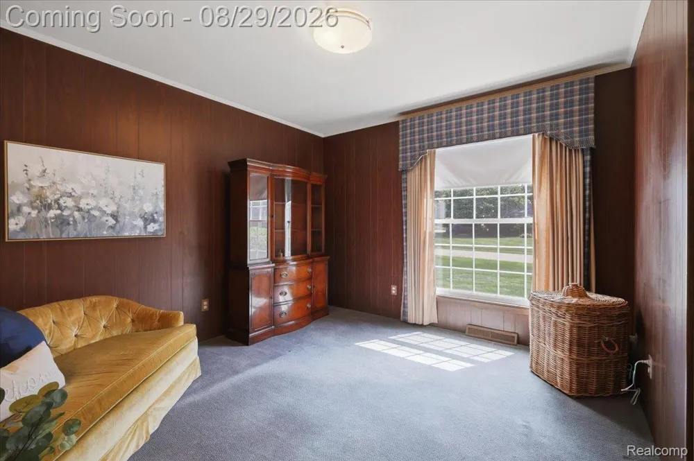 487 Henley Drive Bloomfield Hills City, MI 48304