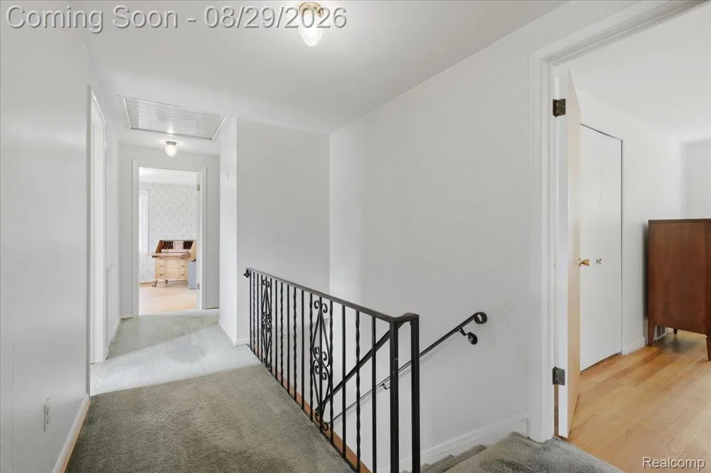 487 Henley Drive Bloomfield Hills City, MI 48304