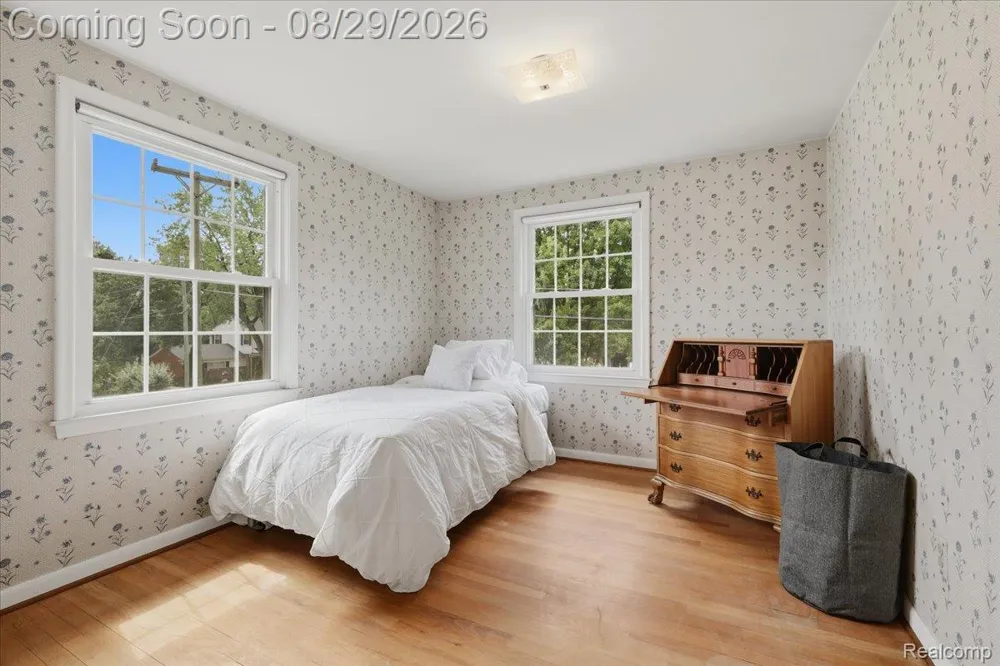 487 Henley Drive Bloomfield Hills City, MI 48304