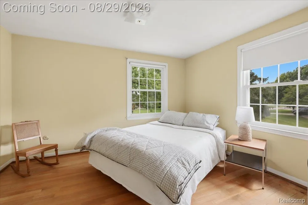 487 Henley Drive Bloomfield Hills City, MI 48304