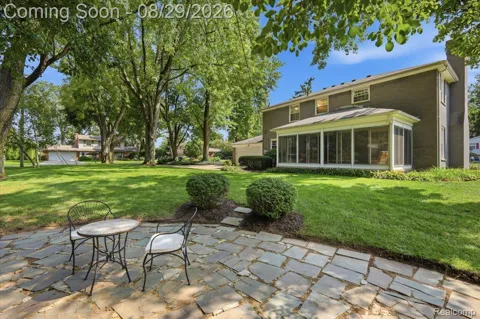 487 Henley Drive