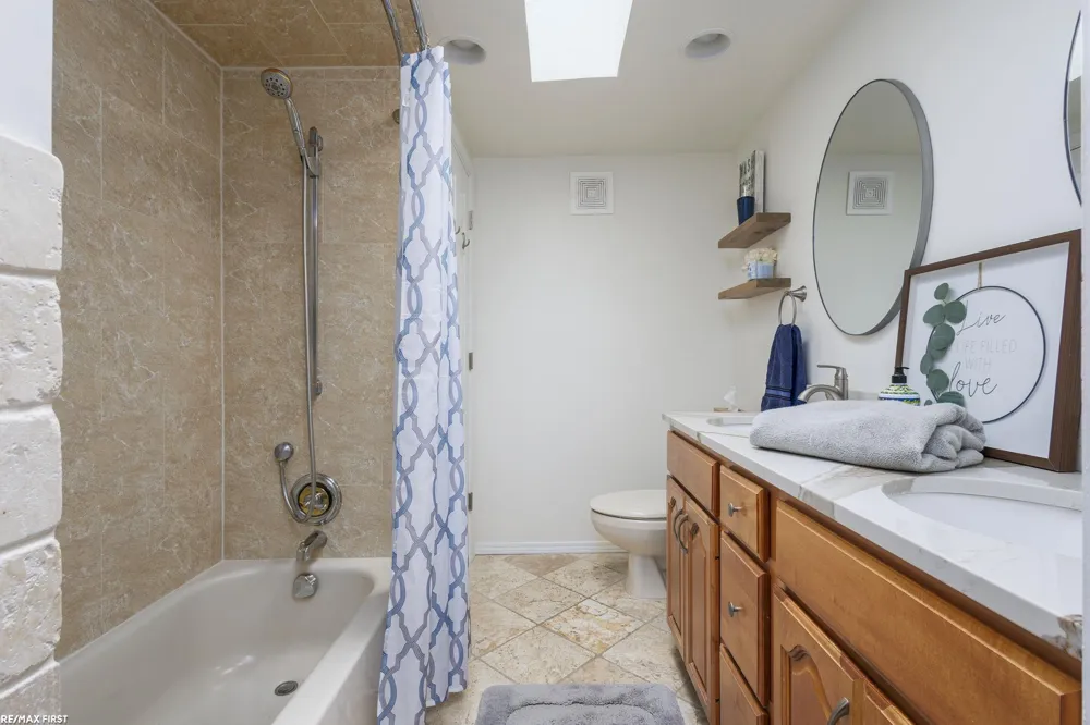 22712 Liberty Street St Clair Shores City, MI 48080