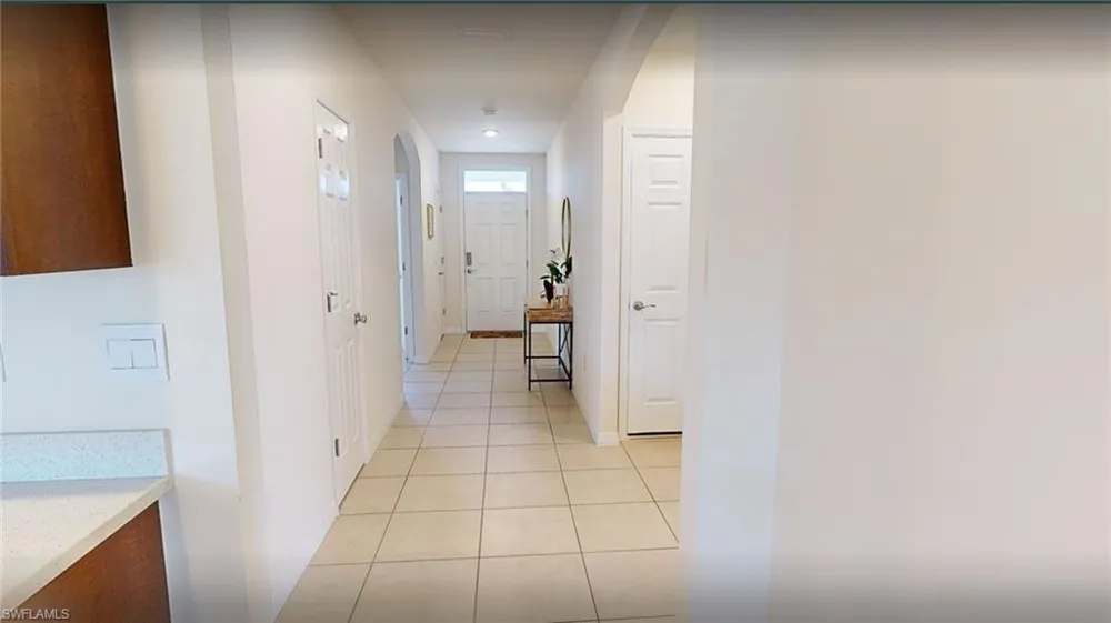 513 Nelson Road Cape Coral, FL 33993