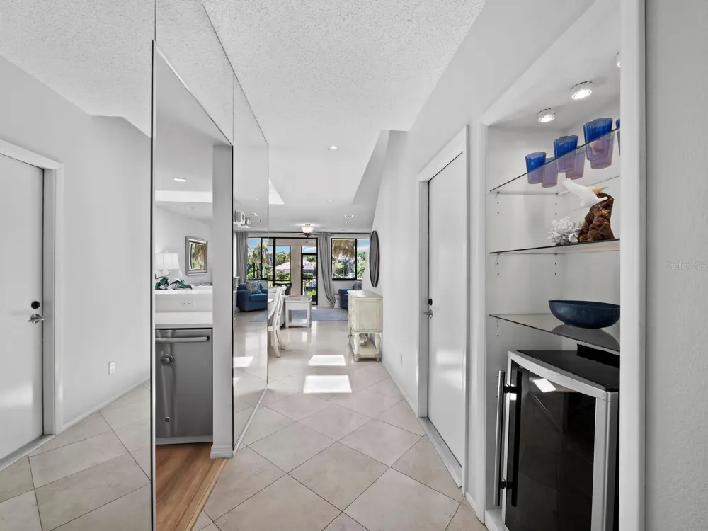 1906 HARBOURSIDE DRIVE #303 Longboat Key, FL 34228