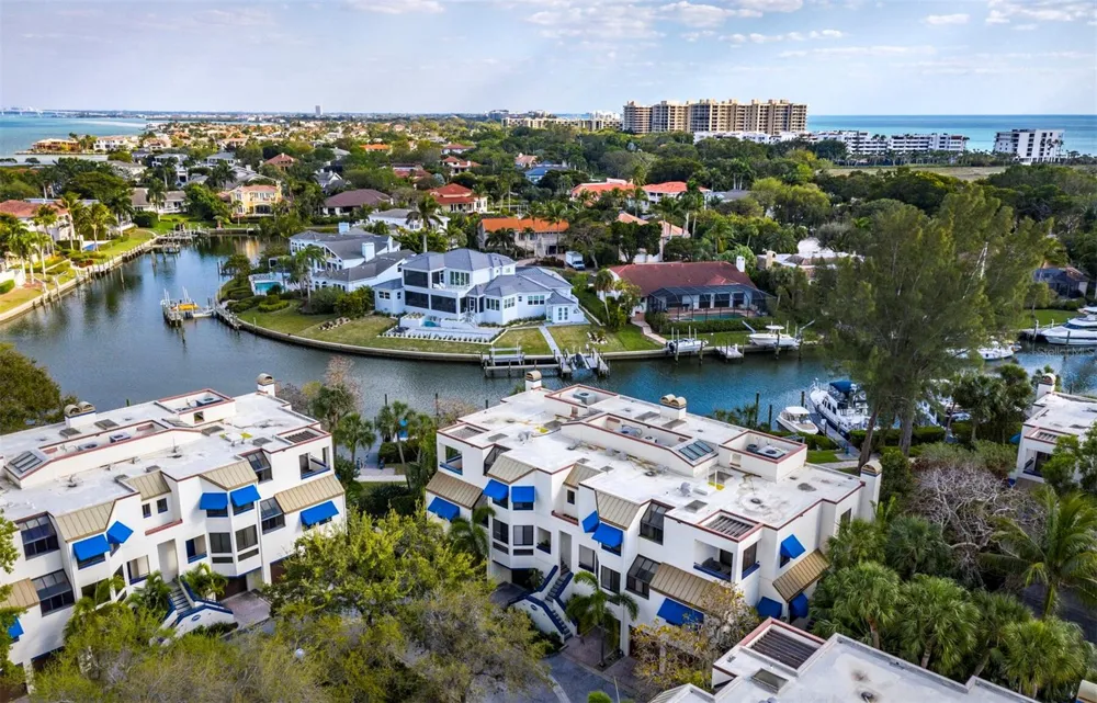 1906 HARBOURSIDE DRIVE #303 Longboat Key, FL 34228