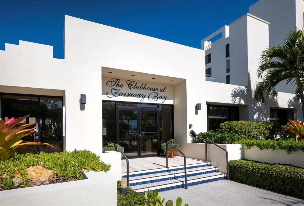 1906 HARBOURSIDE DRIVE #303 Longboat Key, FL 34228