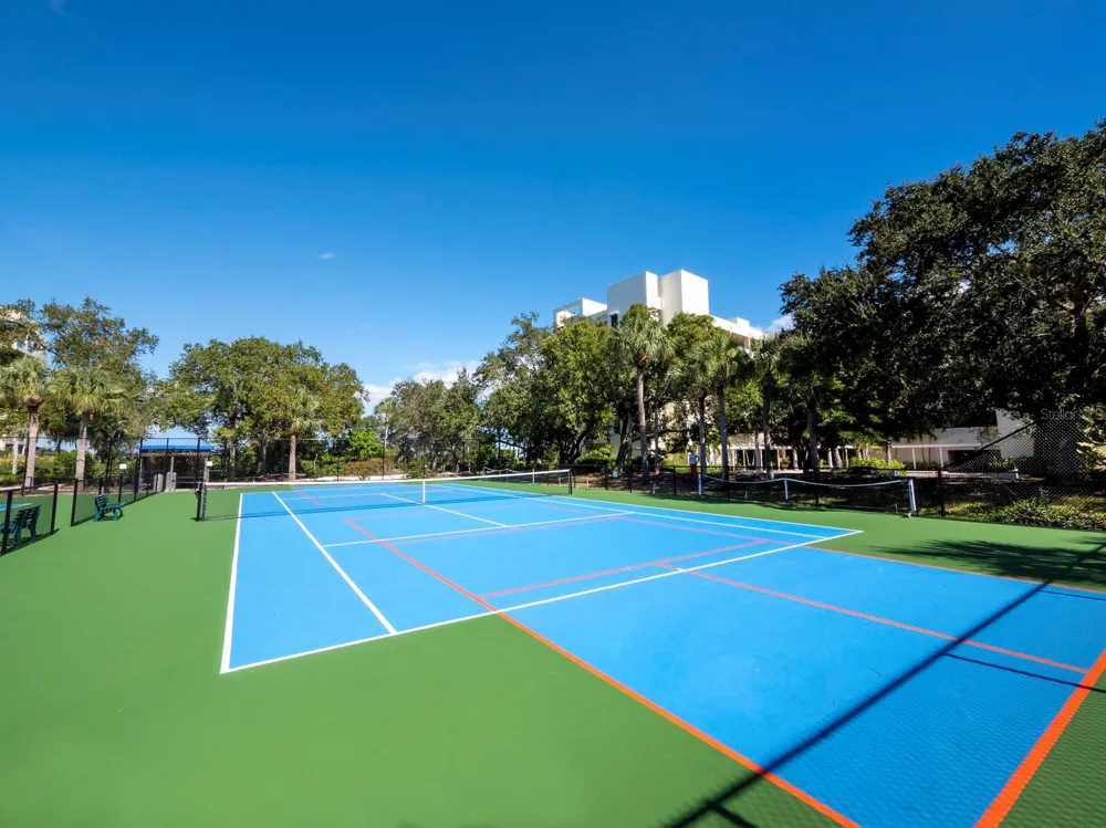 1906 HARBOURSIDE DRIVE #303 Longboat Key, FL 34228