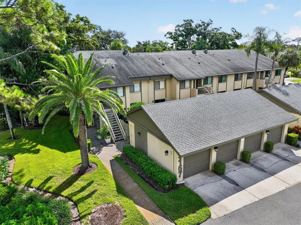 3167 LANDMARK DRIVE #821 Clearwater, FL 33761