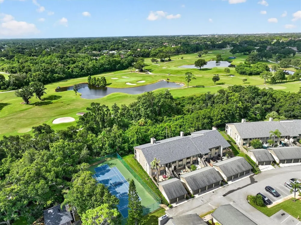 3167 LANDMARK DRIVE #821 Clearwater, FL 33761
