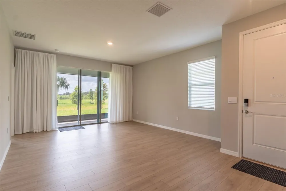 4005 WESTWOOD FIELDS LOOP Plant City, FL 33565