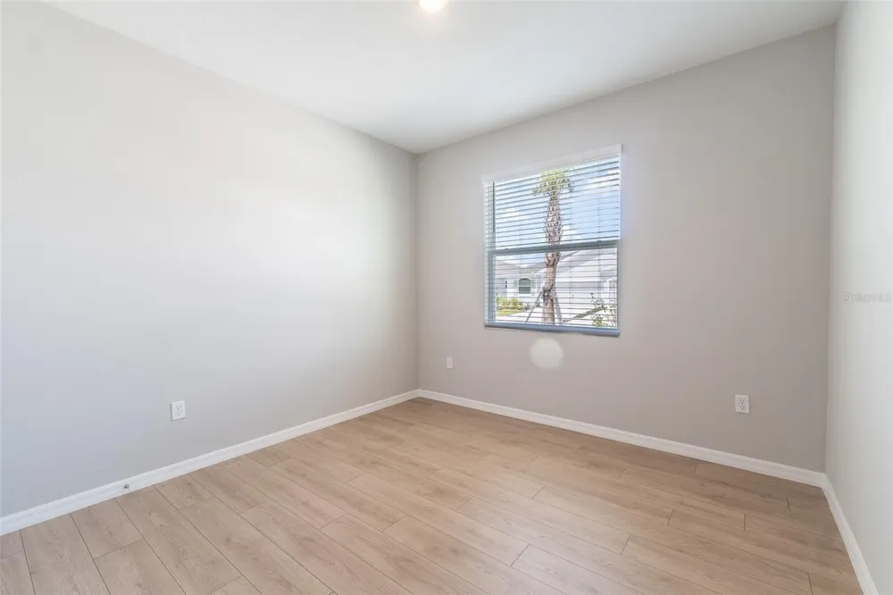 4005 WESTWOOD FIELDS LOOP Plant City, FL 33565