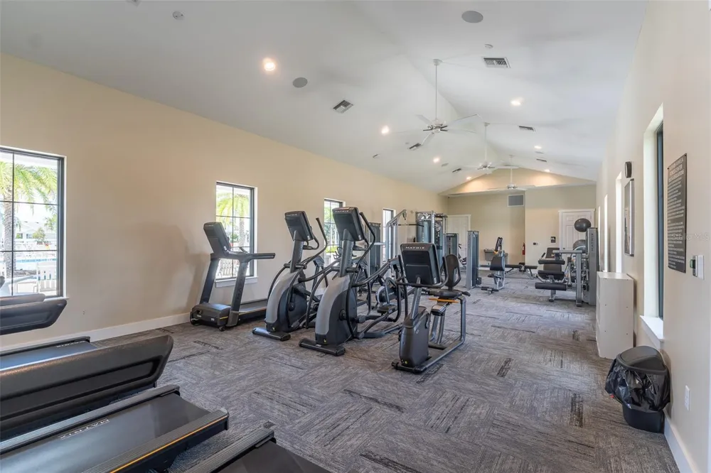 4005 WESTWOOD FIELDS LOOP Plant City, FL 33565