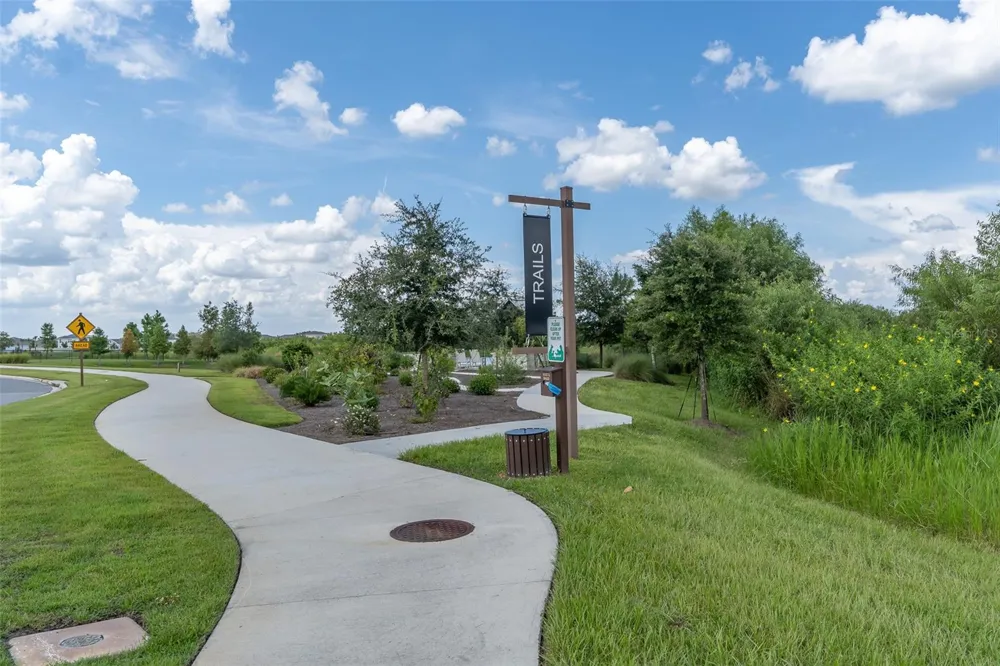 4005 WESTWOOD FIELDS LOOP Plant City, FL 33565
