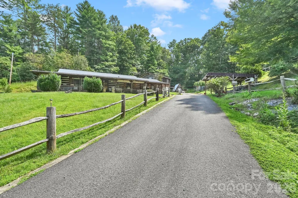 3421 & 3423 Rector Corner Road Marshall, NC 28753