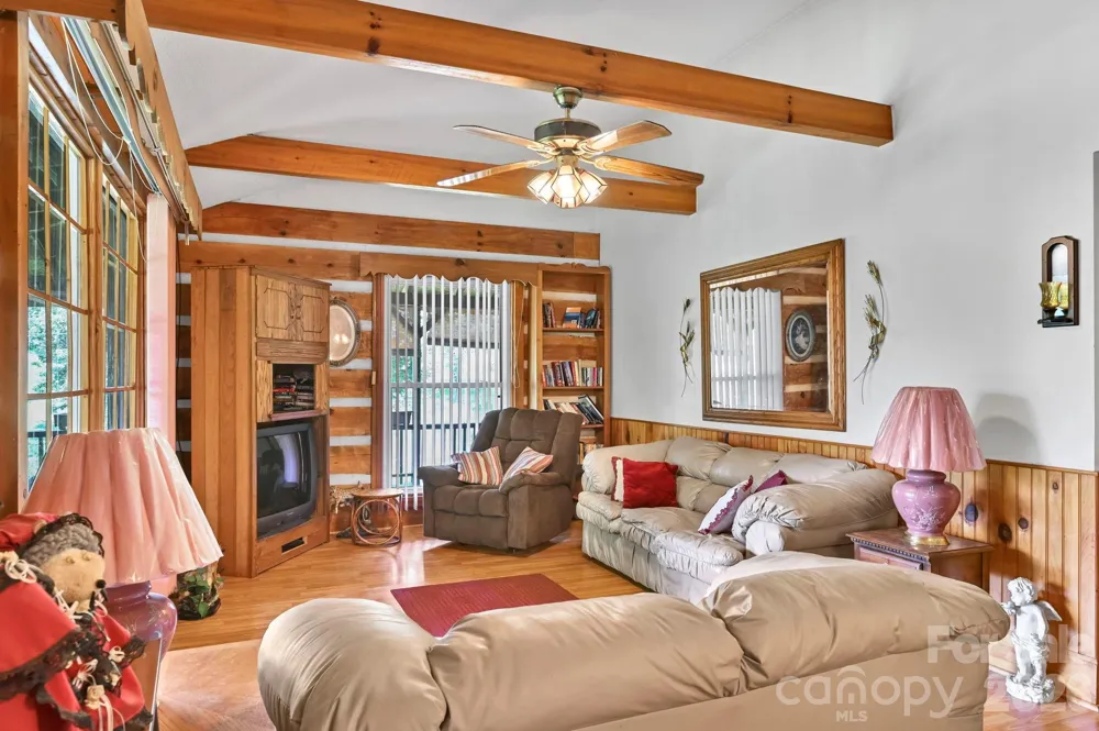 3421 & 3423 Rector Corner Road Marshall, NC 28753