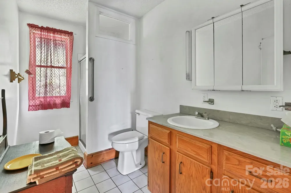 3421 & 3423 Rector Corner Road Marshall, NC 28753