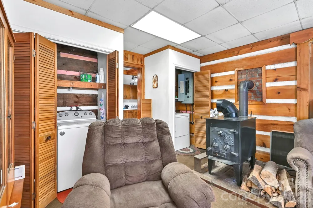 3421 & 3423 Rector Corner Road Marshall, NC 28753