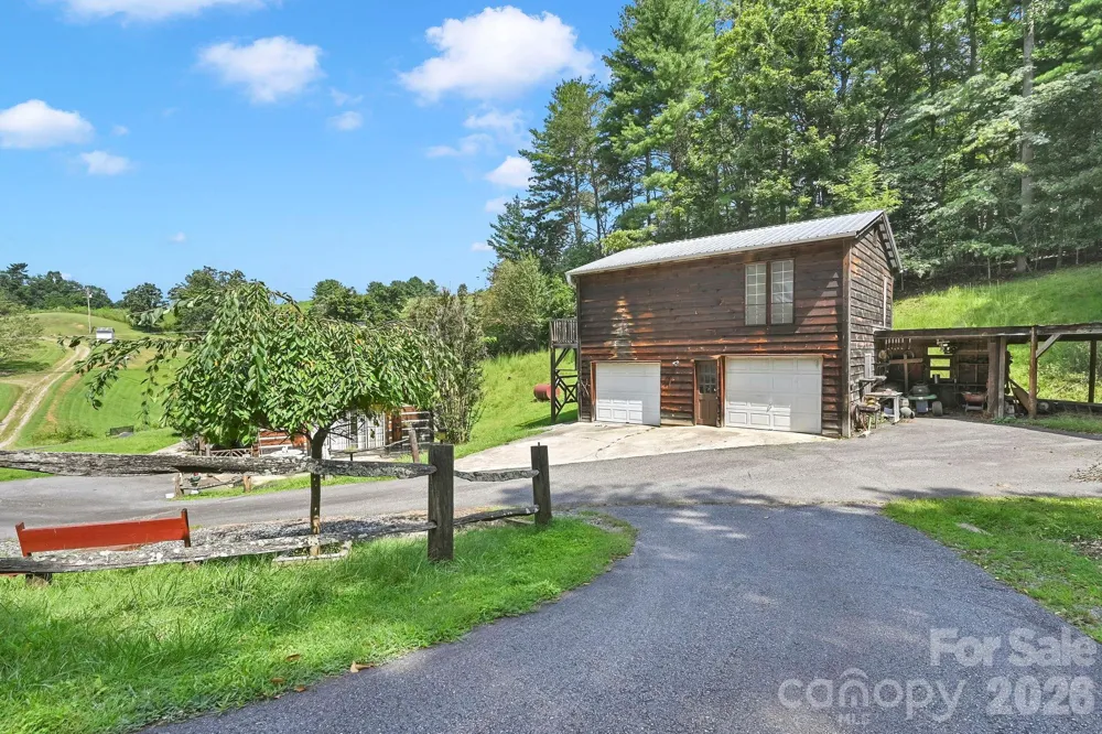 3421 & 3423 Rector Corner Road Marshall, NC 28753