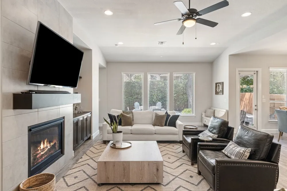 15408 La Catania Way Austin, TX 78738