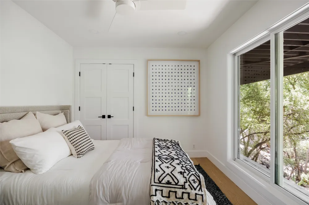 3703 Hidden Hollow Austin, TX 78731