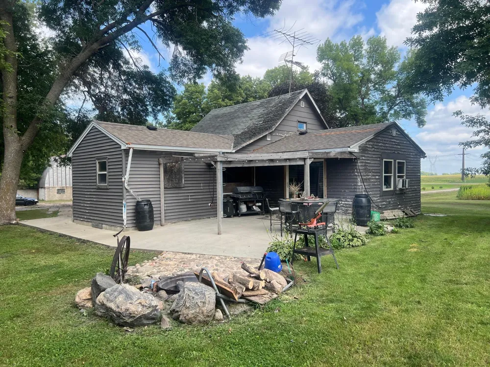 13503 Page Avenue Hutchinson, MN 55350