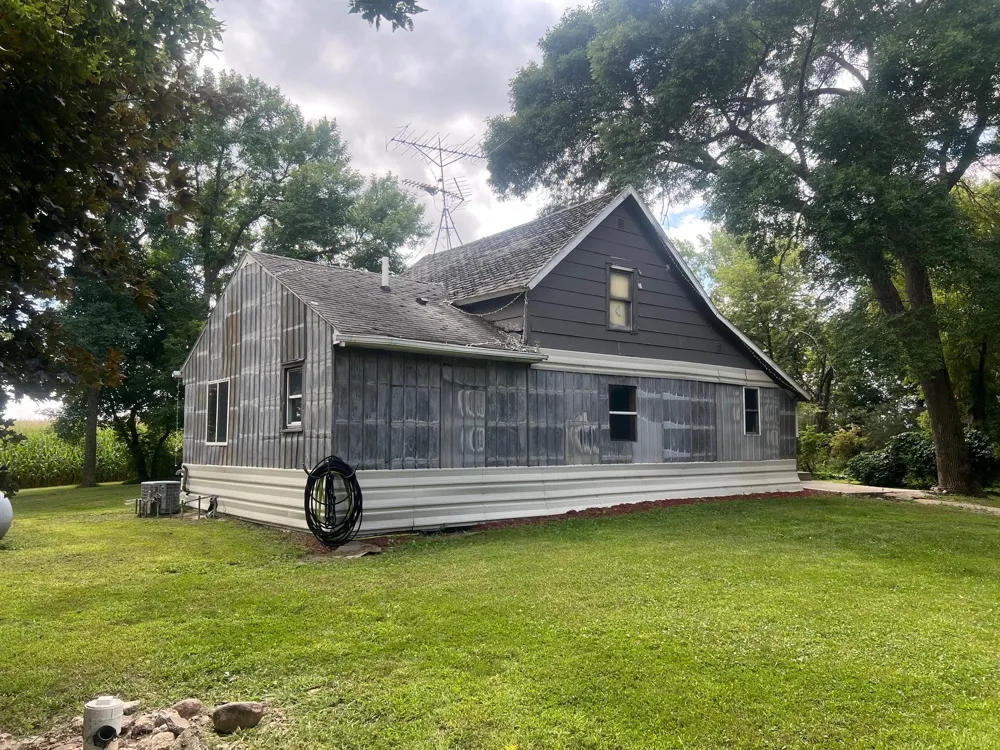 13503 Page Avenue Hutchinson, MN 55350