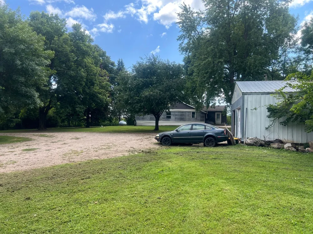13503 Page Avenue Hutchinson, MN 55350