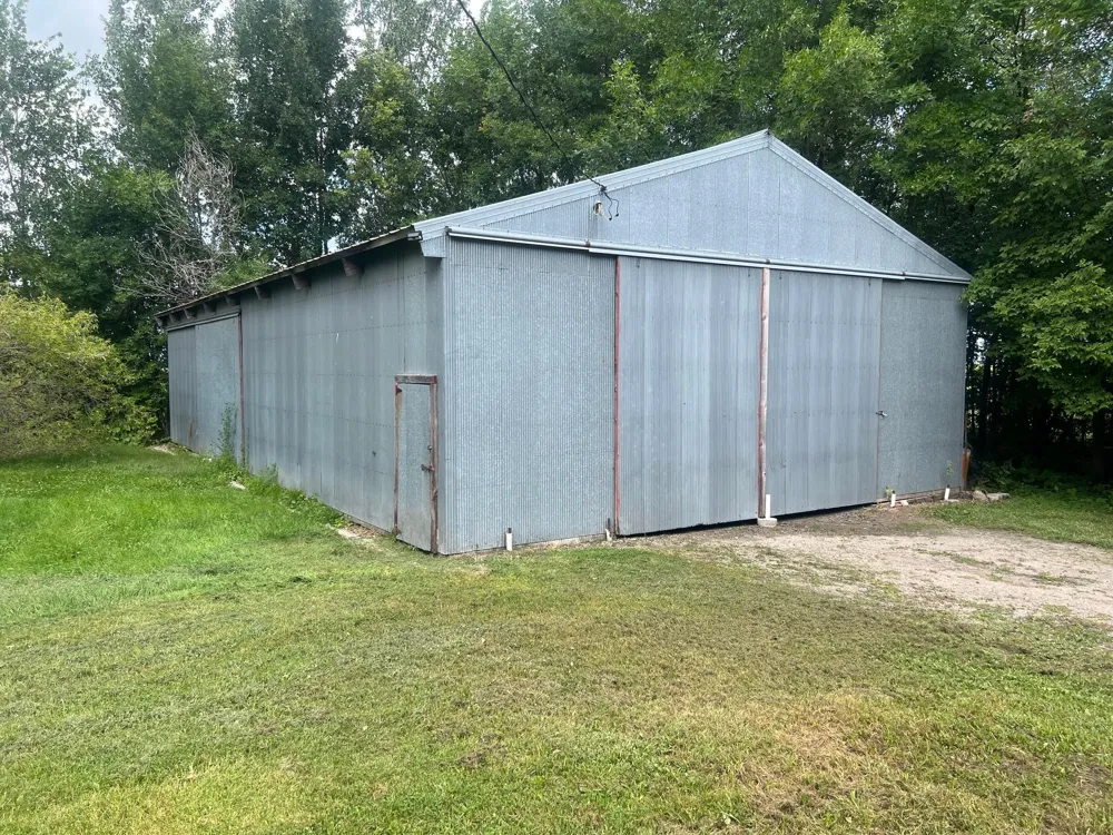 13503 Page Avenue Hutchinson, MN 55350