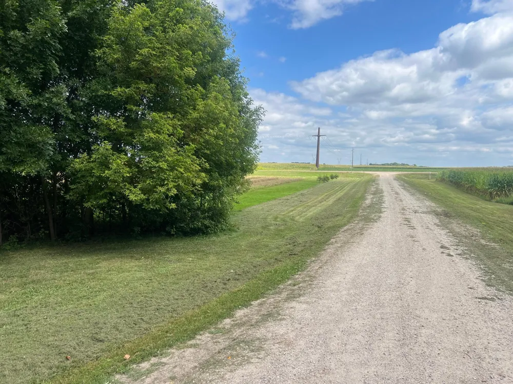 13503 Page Avenue Hutchinson, MN 55350