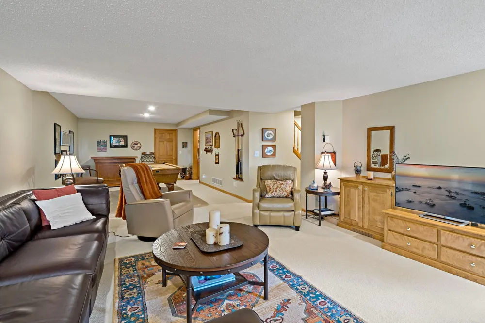 1215 Thorene Place Stillwater, MN 55082