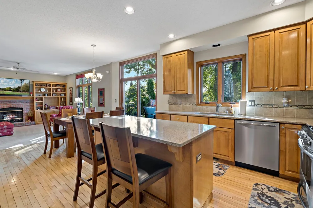 1215 Thorene Place Stillwater, MN 55082