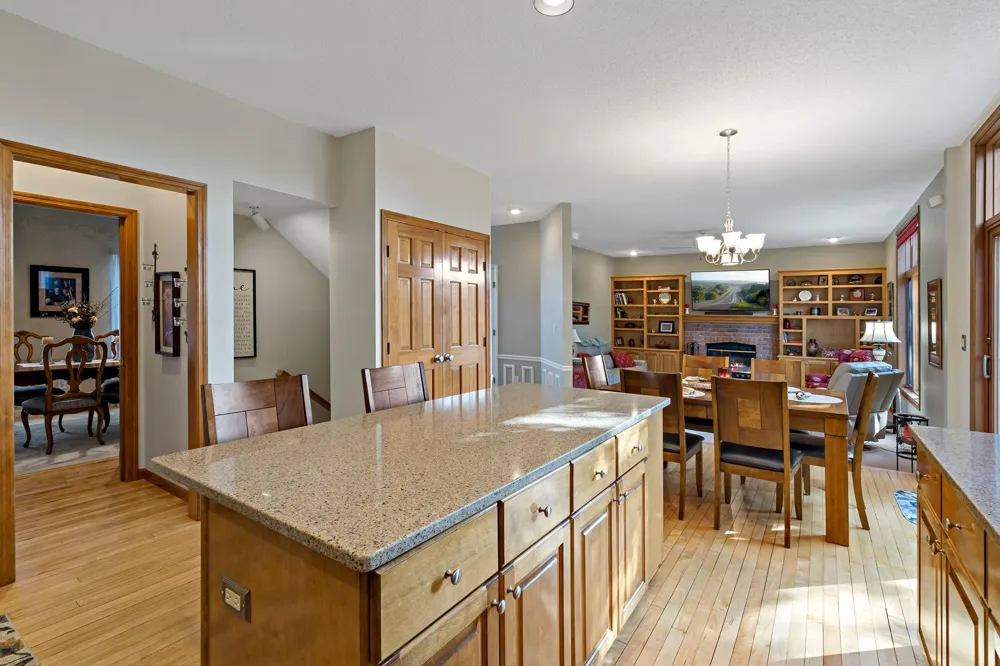 1215 Thorene Place Stillwater, MN 55082