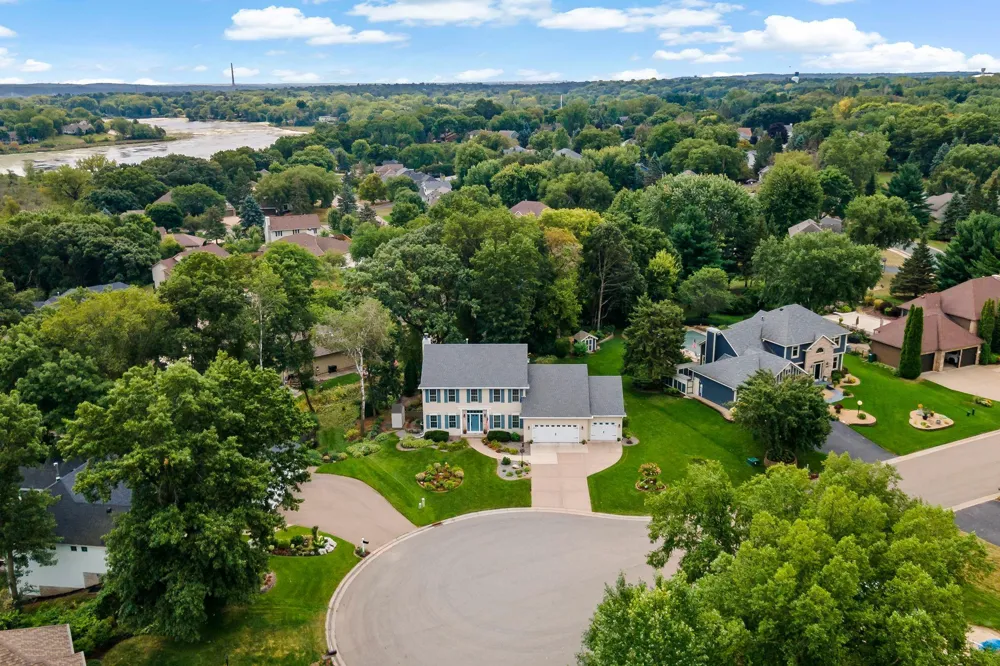 1215 Thorene Place Stillwater, MN 55082