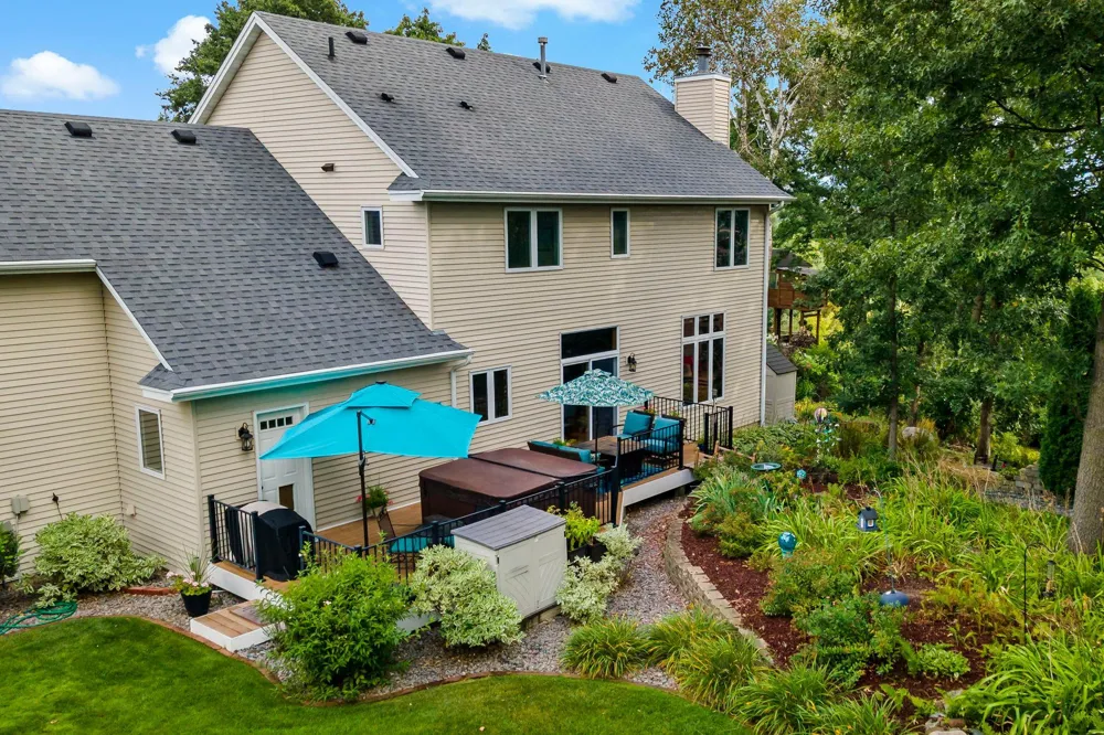 1215 Thorene Place Stillwater, MN 55082