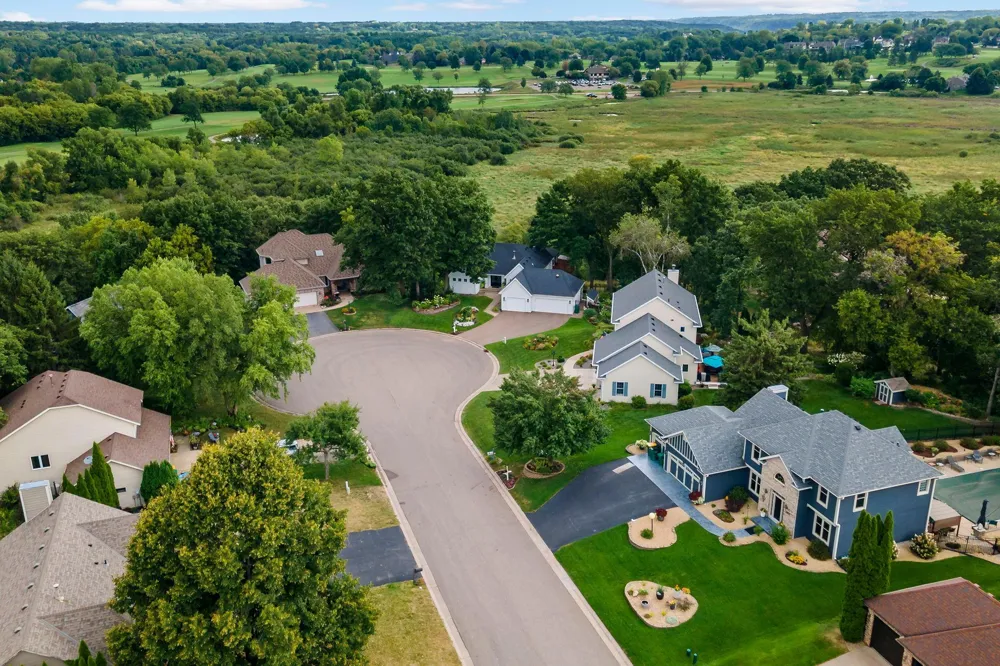1215 Thorene Place Stillwater, MN 55082