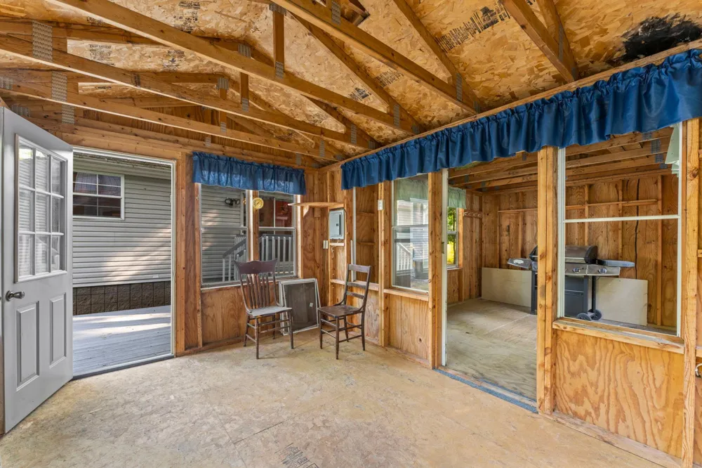 17473 Peggy Lane Grasston, MN 55030