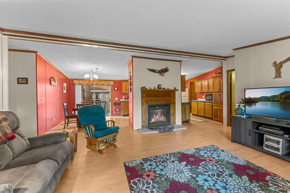 17473 Peggy Lane Grasston, MN 55030