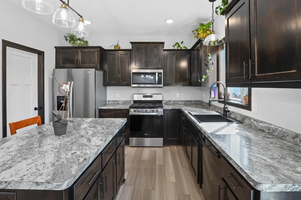 1024 Bellaire Boulevard NW Isanti, MN 55040