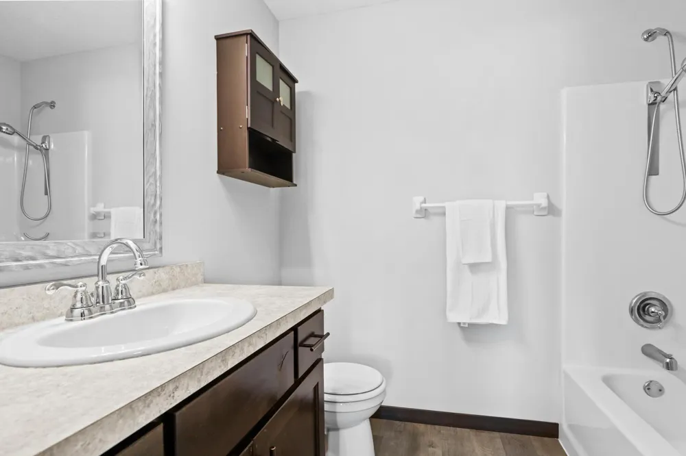 1024 Bellaire Boulevard NW Isanti, MN 55040